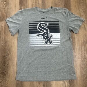 Nike Dri-Fit Chicago White Sox Tee - Size L